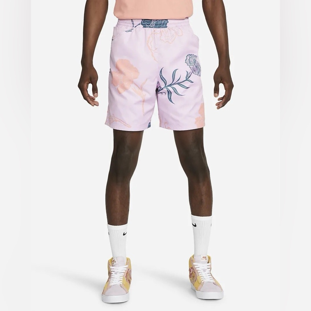 Nike SB Men’s Skate Swim Board Shorts Light Purple Floral Size Small